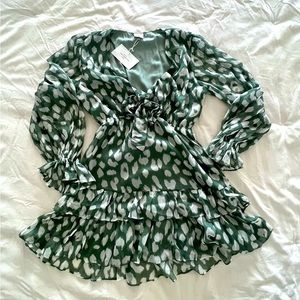 Knee length Dress beautiful for daytime events